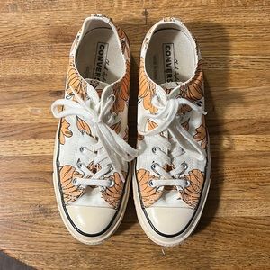 Women’s Converse All Star - Chuck Taylors U.S. Size 9 (EUR 40)